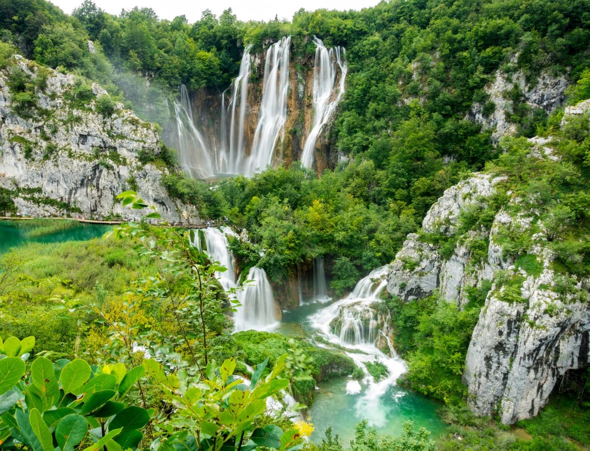 Split to Zagreb with Plitvice Lakes Stop
