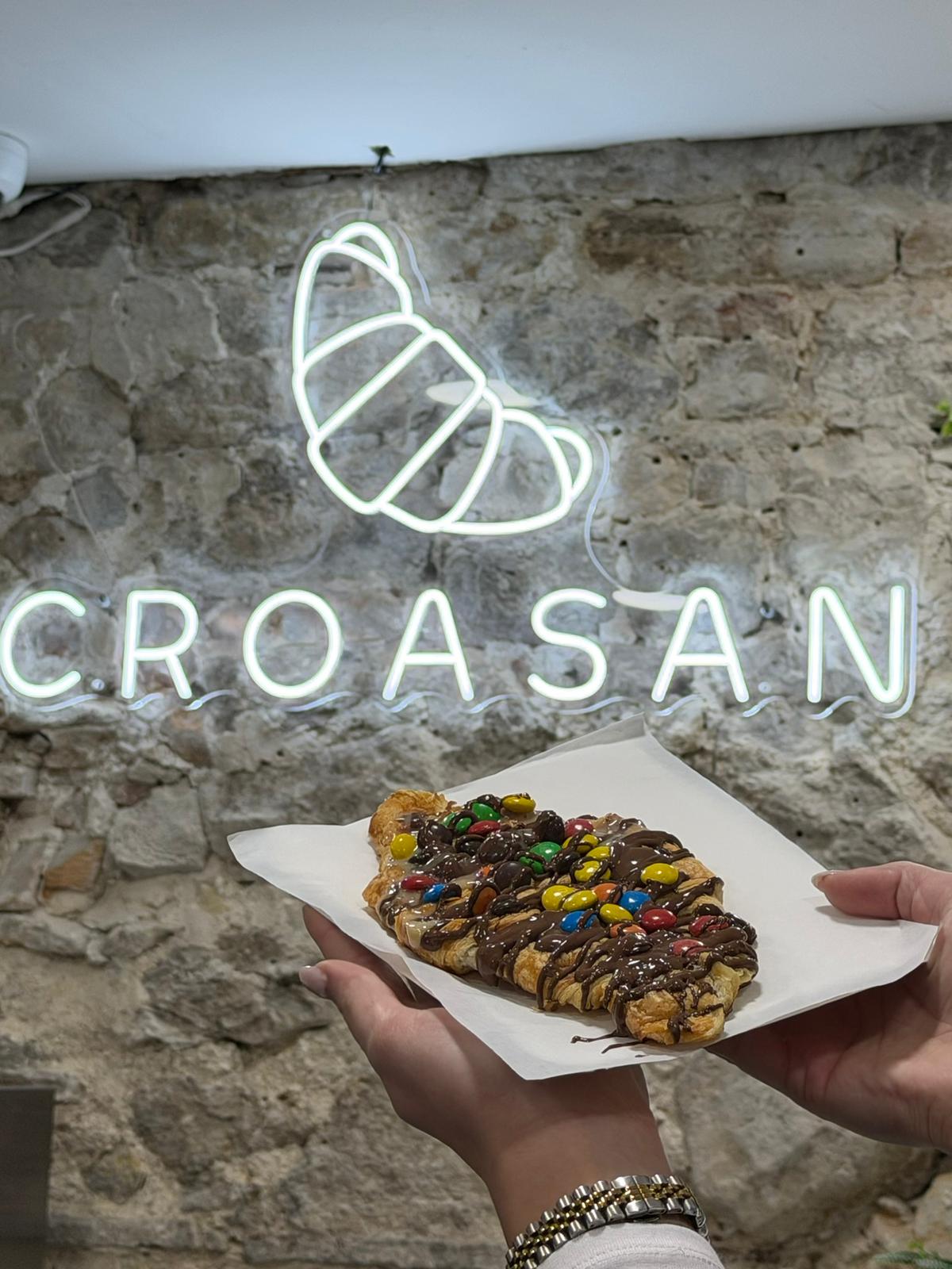 Croasan Split — Artisan Croissants